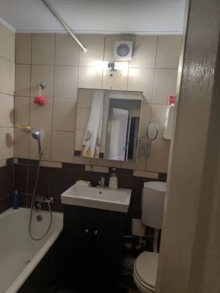 Vand apartament 3 camere Politehnica proprietar - Imaginea 8