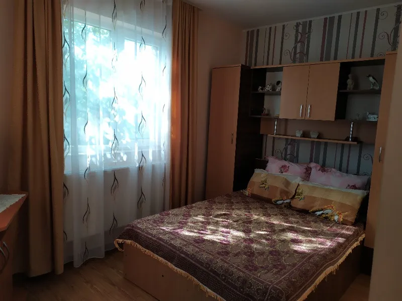 Vand casa + teren intravilan comuna Serbanesti - Imaginea 3