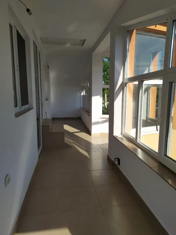 Vand casa + teren intravilan comuna Serbanesti - Imaginea 6