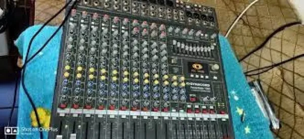 Reparatii Amplificatoare si mixere - Imaginea 1