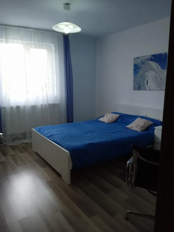 Casa cu etaj - Imaginea 2