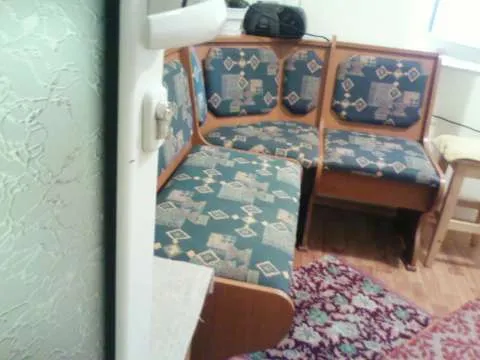 Apartament  2 CD , Husi, centru, confort 1 - Imaginea 4