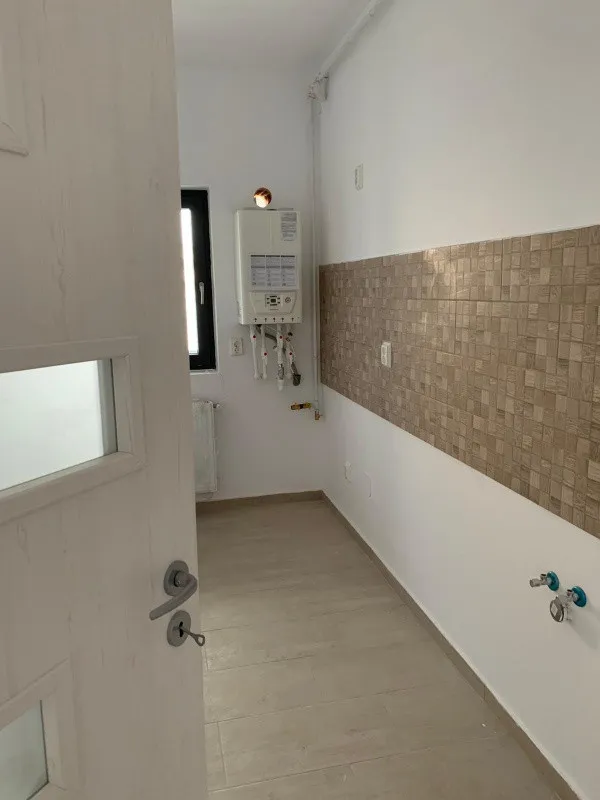 Garsoniera de vanzare, etaj 5/ 6, 32mp, 29000EUR. - Imaginea 3