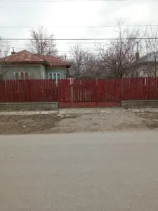 Casa la tara si teren extravilan