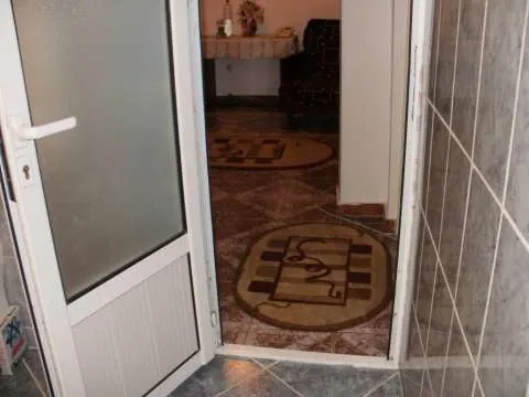Apartament 3 camere decomandat, Vaslui - Imaginea 5