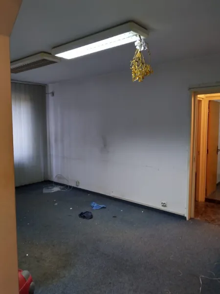 Vand 4 camere Rahova Margeanului  83. 000 euro - Imaginea 5