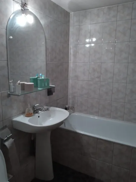 Vand 4 camere Rahova Margeanului  83. 000 euro - Imaginea 7