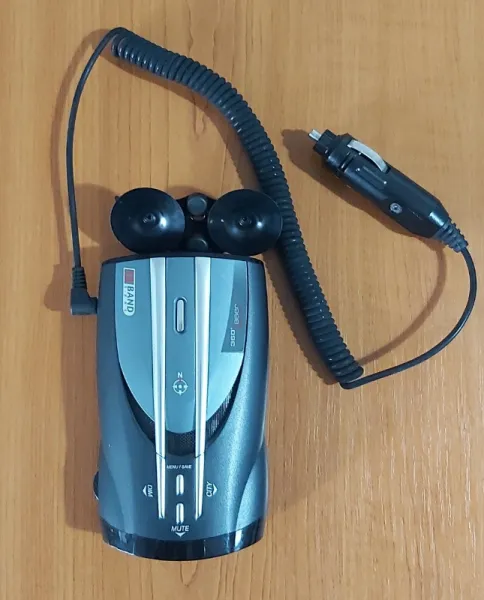 Detector RADAR Cobra XRS 9940 - Imaginea 1