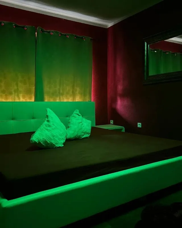 GARANTIE ZILNICA - NightClub RedHouse Homburg- Germania - Imaginea 3