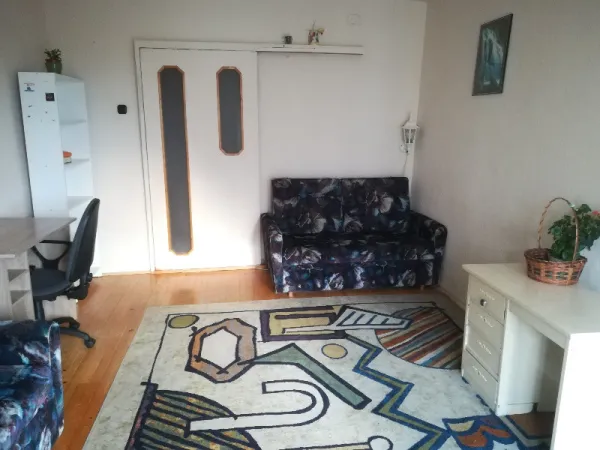 Chirie apartament cu 4 camere si pentru studenti - Imaginea 7
