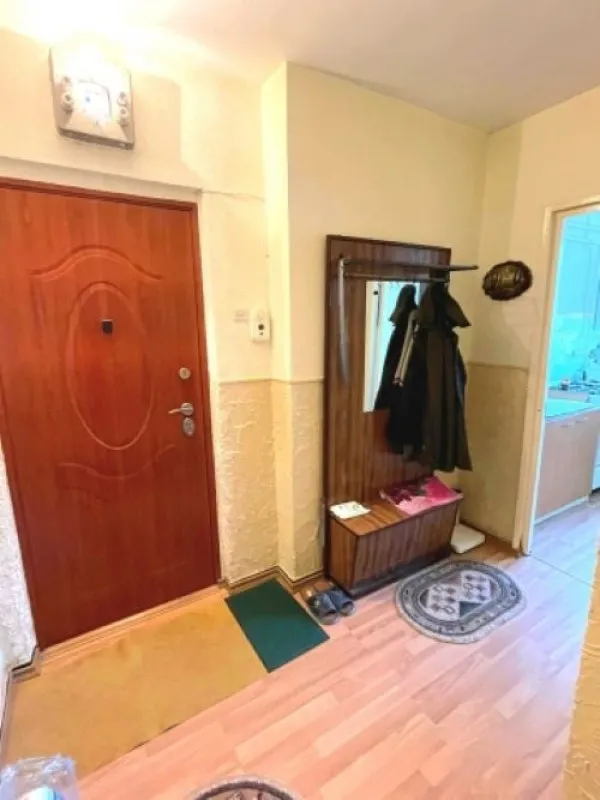 Apartament 2 camere, 50mp, Galati, zona Liceul Auto, 58. 000euro - Imaginea 1