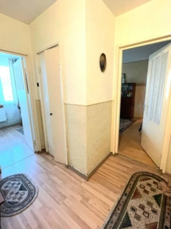 Apartament 2 camere, 50mp, Galati, zona Liceul Auto, 58. 000euro - Imaginea 2