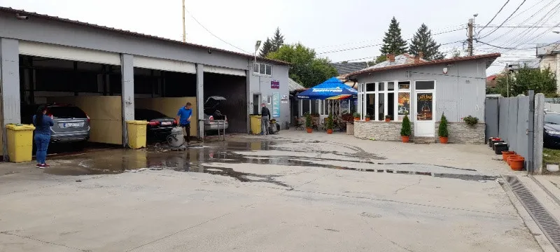 Hale industriale, pentru servicii, depozite comerciale in Tecuci - Imaginea 1