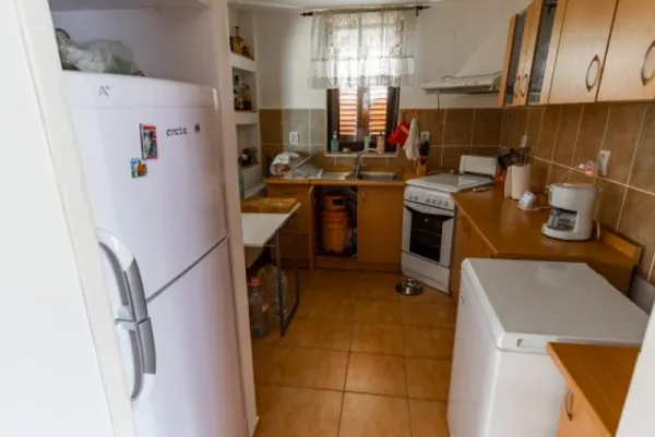 Vila S+ P+ M, 5 camere, Stefesti zona Slanic Prahova 130. 000 euro - Imaginea 8