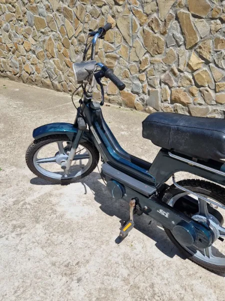 Vand PIAGGIO Si, cu aprindere electrica - Imaginea 1