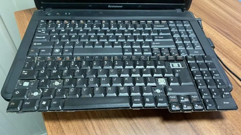 Reparatii laptopuri Galati - Imaginea 2