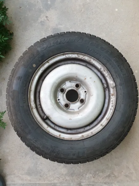and 4 x jante tabla + 4 x anvelope iarna 175 / 70 R 13 second hand - Cielo / Opel - Imaginea 5