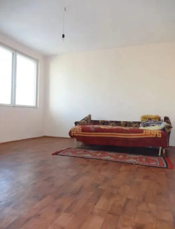 Vand apartament localizat pe str. Riul MIc Nr. 17 - Imaginea 4