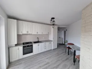 Apartament cu 3 camere, parcare subterana, zona Corneliu Coposu