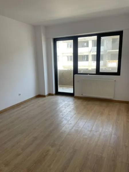 Dezvoltator vinde apartament cu 3 camere la cheie in Ploiesti. - Imaginea 1