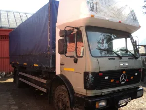 Vand MERCEDES BENAZ 17 tone camion, platforma, prelata sau pt apicol stupi, stare f buna