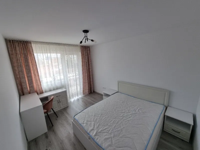 Apartament cu 3 camere, parcare subterana, zona Corneliu Coposu - Imaginea 5