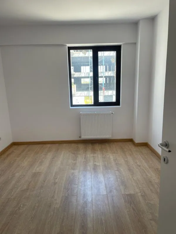 Dezvoltator vinde apartament cu 3 camere la cheie in Ploiesti. - Imaginea 7