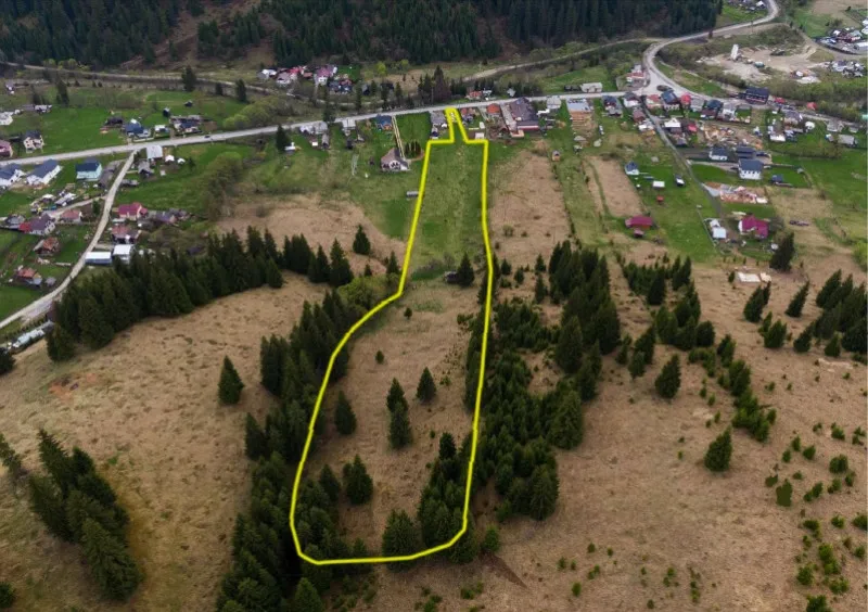Teren intravilan 18. 000 mp Dorna Arini, la sosea, toate utilitatile - Imaginea 3