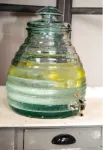 Inchiriem - Recipiente pentru diverse bauturi - Miniatura 1