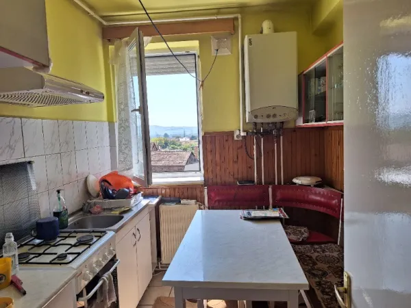 De vanzare apartament cu 2 camere an Aiud, jud Alba - Imaginea 3