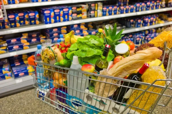 Cumparaturi supermarket farmacie - Imaginea 1