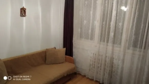Inchiriez apartament cu 2 camere - Imaginea 8