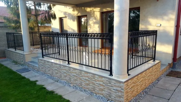 Balcoane / Balustrade / Porti& Garduri / Scari Fier Forjat Finisaje Premium - Imaginea 3