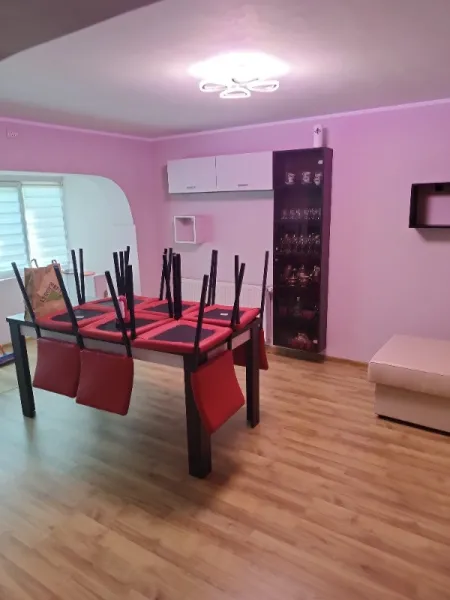 Inchiriez apartament strada Primaverii - Imaginea 1