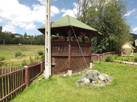 Casa de vanzare -  MOLDOVA SULITA - Imaginea 1