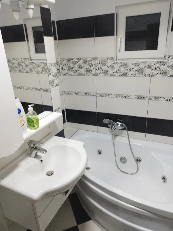Inchiriez apartament strada Primaverii - Imaginea 6