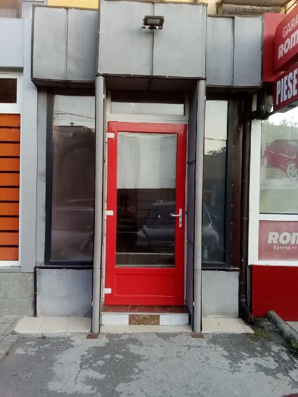 Vand Spatiu Comercial Tulcea - Imaginea 1