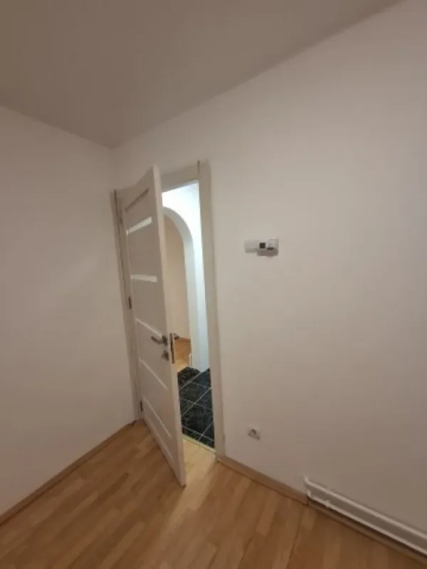Apartament 2 camere, semidecomandat, 50mp, Berceni, Piata Sudului, 78. 500euro - Imaginea 7