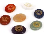 Set 7 chakre din cristale + cadou placa divinatie chakre - Miniatura 3