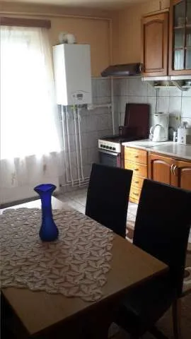 Vand apartament 3 camere + GARAJ  Sighisoara zona Baragan - Imaginea 1