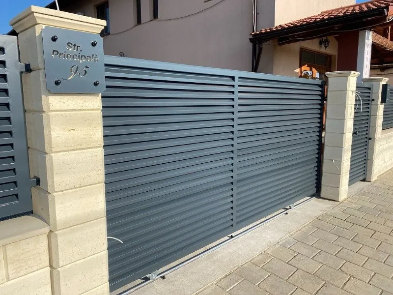Porti/ Garduri/ Balcoane/ Balustrade fier forjat - Imaginea 9