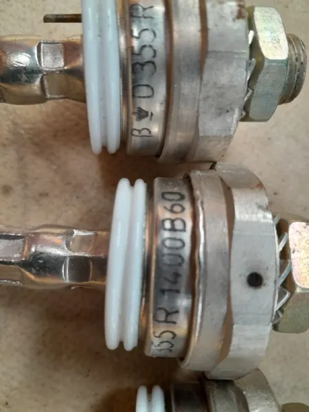 Constanta, Diode redresoare de putere, 100 lei pe buc. - Imaginea 1