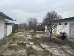 Casa cu livada si anexe, P+ 1, constructie 2002, teren 3986mp, zona Dolj, 210. 000euro - Miniatura 9