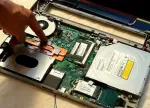 REPARATII CALCULATOARE LA DOMICILIU PRET AVANTAJOS SERVICE LAPTOP BUCURESTI INSTALARE WINDOWS LA DOMICILIU - Miniatura 2