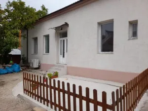 P. F. Inchiriere casa lux ultracentral