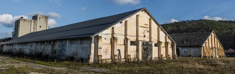 inchiriez 3 hale industriale Gherla - Imaginea 1