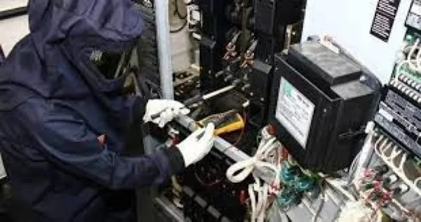 Reparatii UPS - Imaginea 1