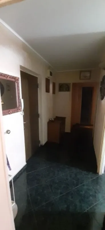 Inchiriez apartament 2 camere decomandat, 58mp, B- dul Decebal, 370euro - Imaginea 10