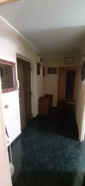 Inchiriez apartament 2 camere decomandat, 58mp, B- dul Decebal, 370euro - Imaginea 10