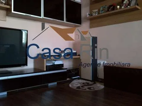 Vand apartament in Onesti cu 2 camere, zona centrala - Imaginea 2